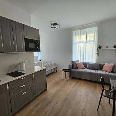 Regal Retreats Apartment Zagreb Exterior photo