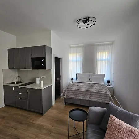 Regal Retreats Apartment Zagreb Exterior photo
