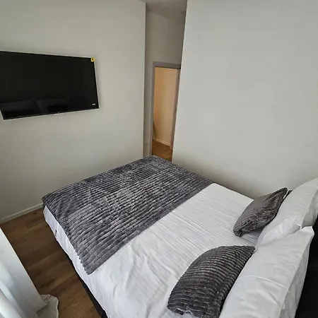 Regal Retreats Apartment Zagreb Exterior photo