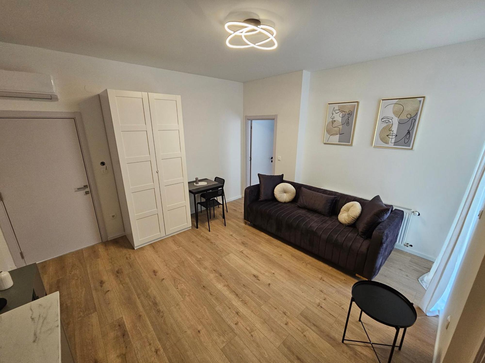 Regal Retreats Apartma *